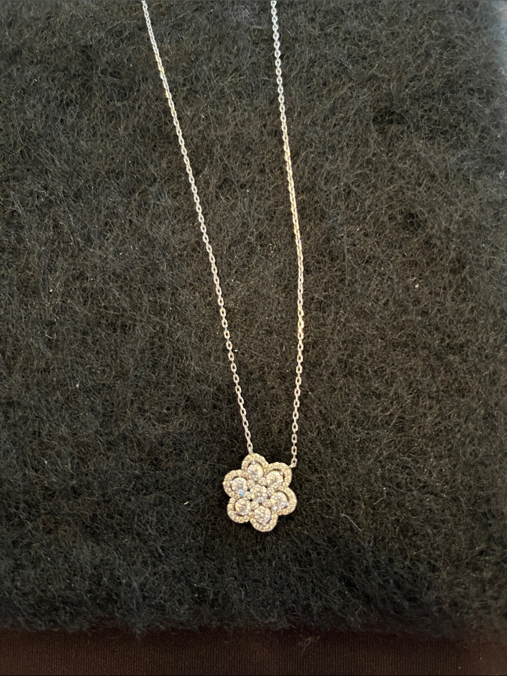 Elegant Silver Floral Pavé Necklace - White